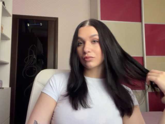 PetrinaTear live cam on BongaCams