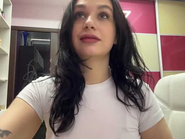 PetrinaTear live cam on BongaCams