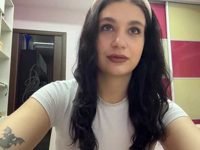 PetrinaTear live cam on BongaCams