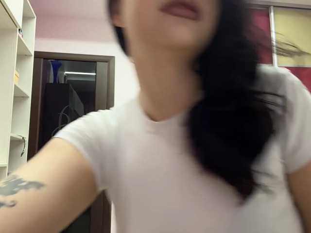 PetrinaTear live cam on BongaCams