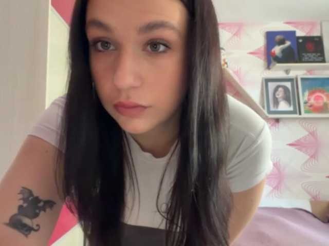 PetrinaTear live cam on BongaCams