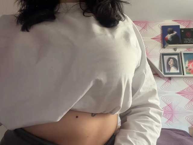 PetrinaTear live cam on BongaCams