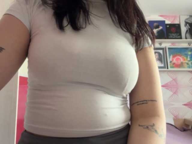 PetrinaTear live cam on BongaCams