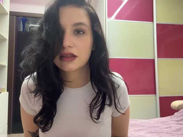 PetrinaTear live cam on BongaCams