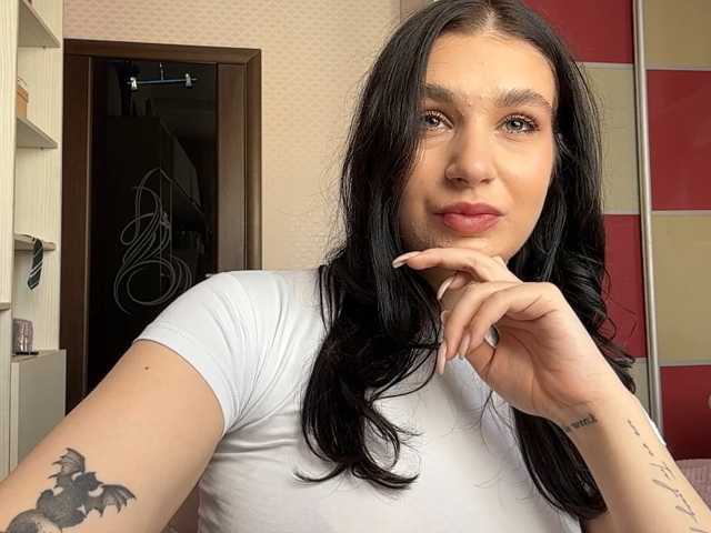 PetrinaTear live cam on BongaCams