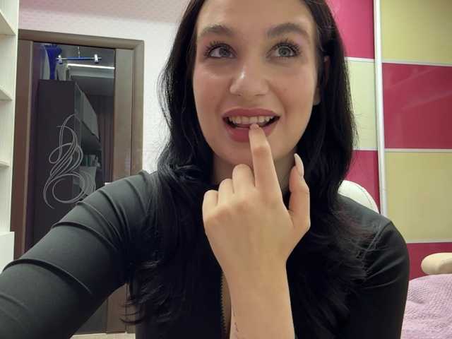 PetrinaTear live cam on BongaCams