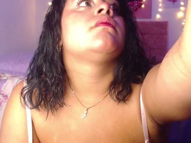 Anabelle00 live cam on BongaCams