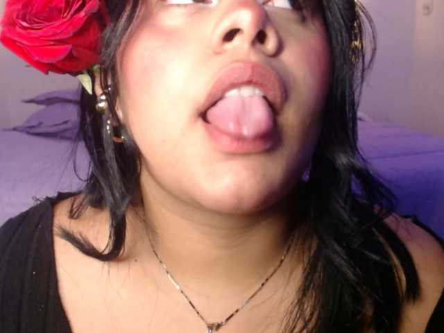 Anabelle00 live cam on BongaCams