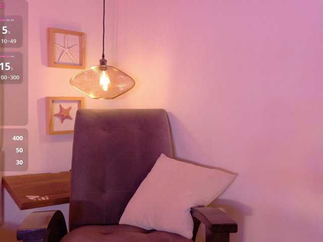 Zoe-Cloud live cam on BongaCams