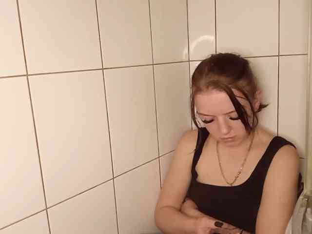 AndrewEke webcam