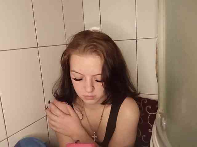 AndrewEke webcam