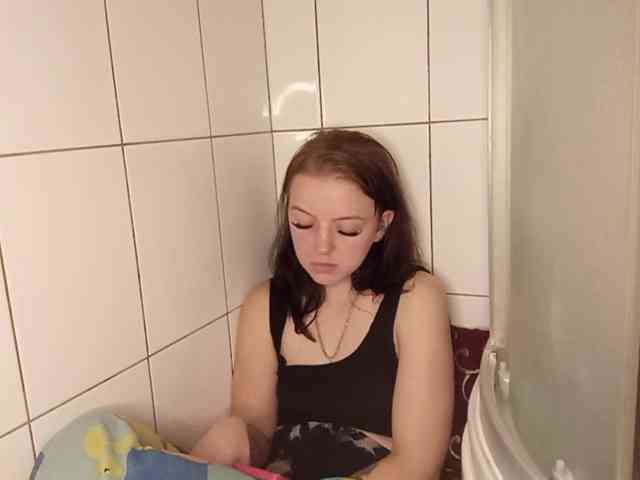 AndrewEke webcam