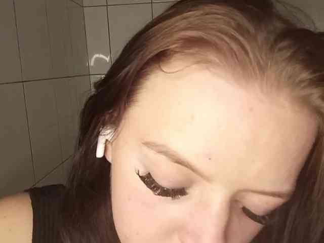 AndrewEke webcam