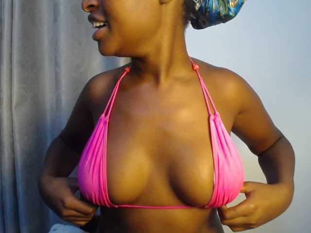 aurora888 live cam on BongaCams