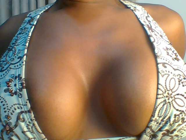 aurora888 live cam on BongaCams