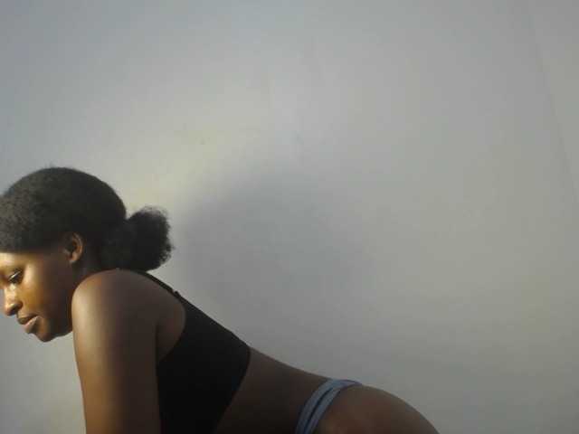 aurora888 live cam on BongaCams