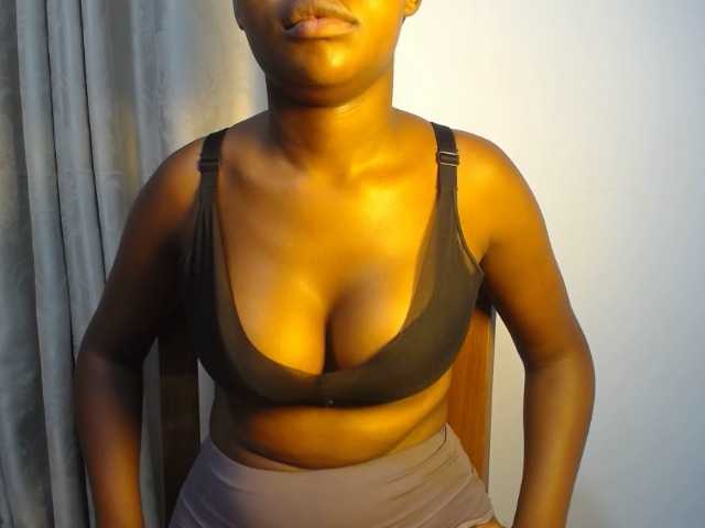 aurora888 live cam on BongaCams