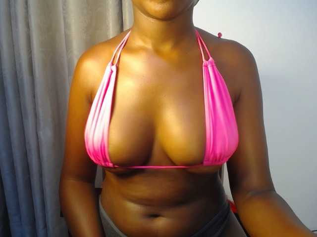 aurora888 live cam on BongaCams