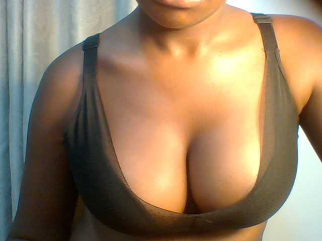 aurora888 live cam on BongaCams