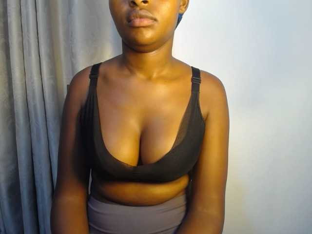 aurora888 live cam on BongaCams