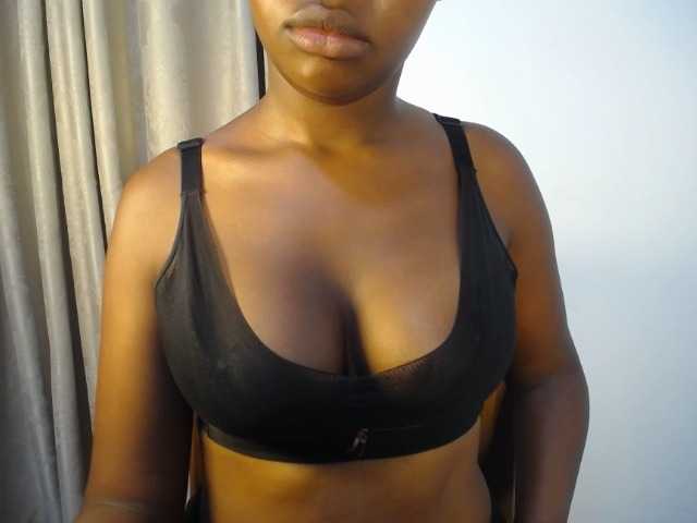 aurora888 live cam on BongaCams
