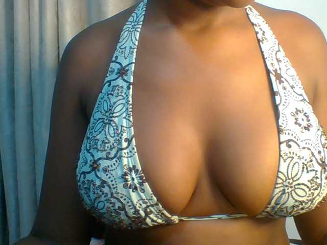 aurora888 live cam on BongaCams