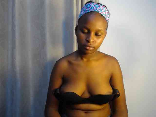 aurora888 Live Webcam on BongaCams
