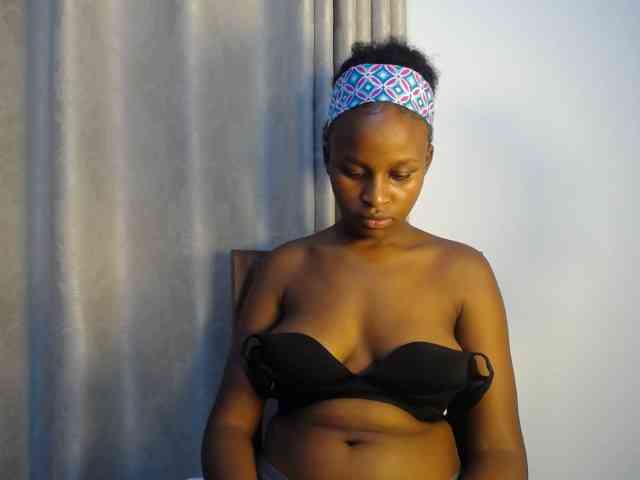 aurora888 Live Webcam on BongaCams