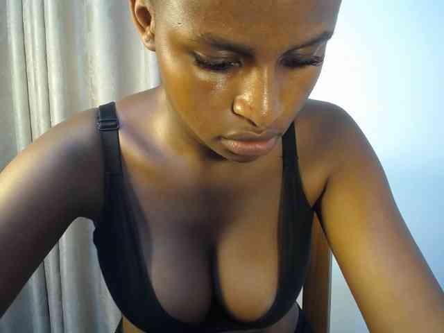 aurora888's webcam live show
