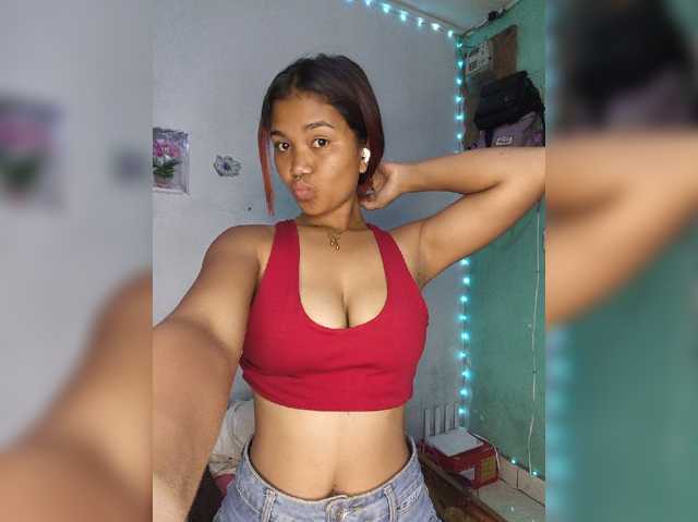 Fanie7 live cam on BongaCams