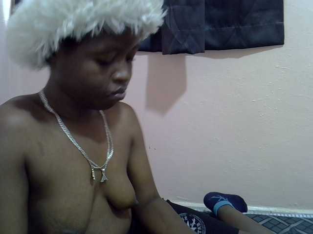 Drippyfey live cam on BongaCams