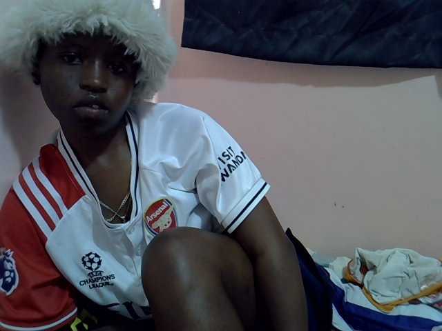 Drippyfey live cam preview