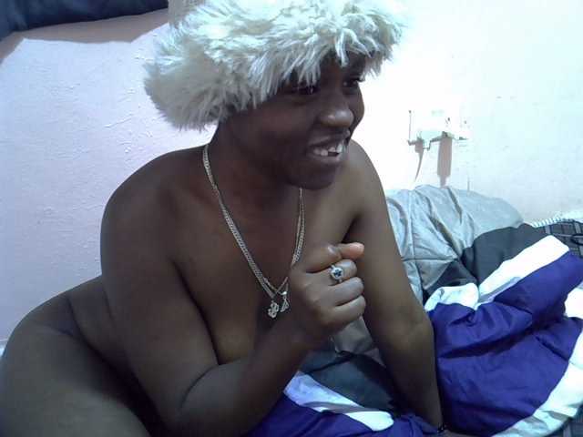 Drippyfey live cam on BongaCams