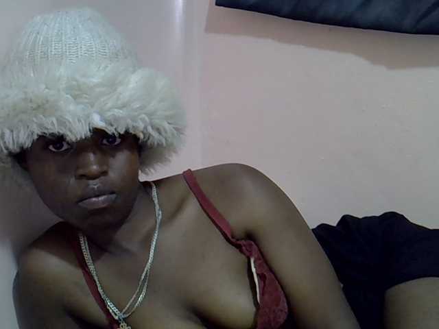Drippyfey live cam on BongaCams