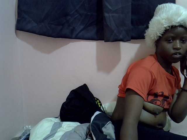 Drippyfey live cam on BongaCams