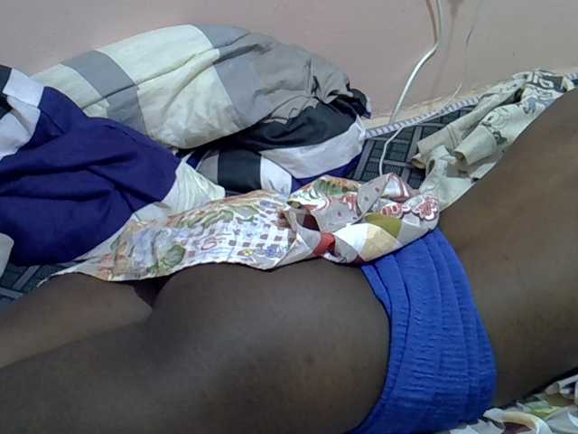 Drippyfey live cam on BongaCams