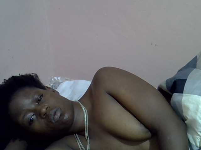 Drippyfey live cam on BongaCams