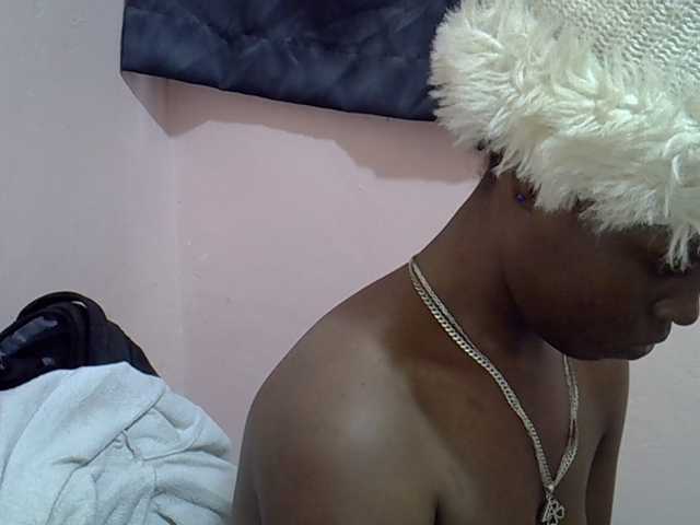 Drippyfey live cam on BongaCams