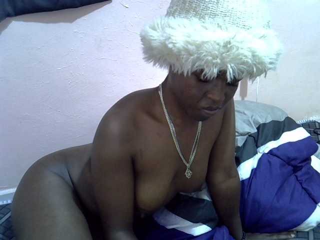Drippyfey live cam on BongaCams