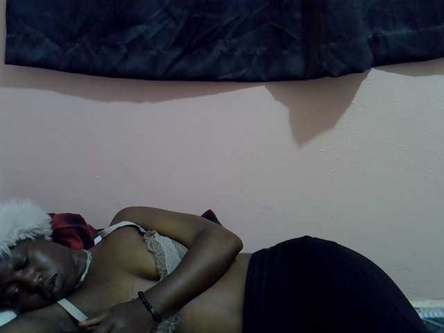 Drippyfey, en directo ahora en BongaCams