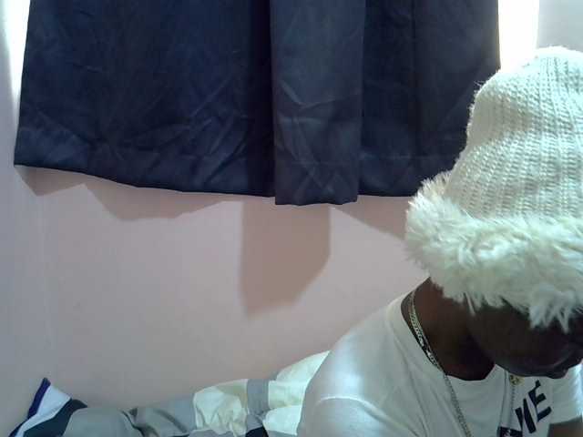 Drippyfey live cam on BongaCams