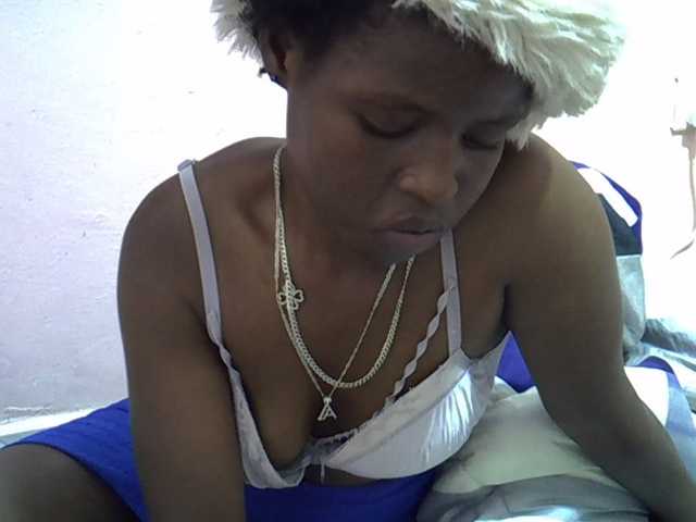 Drippyfey live cam on BongaCams
