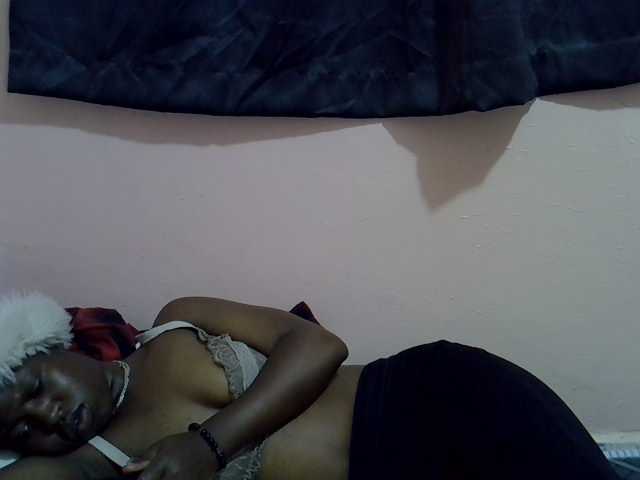 Drippyfey live cam on BongaCams