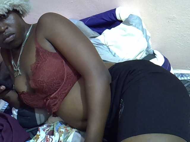 Drippyfey live cam on BongaCams