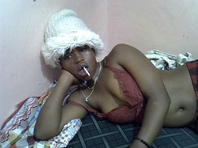 Drippyfey live cam on BongaCams