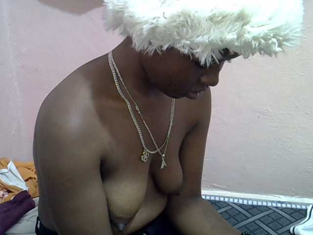 Drippyfey live cam on BongaCams