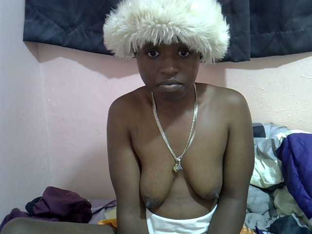Drippyfey live cam on BongaCams