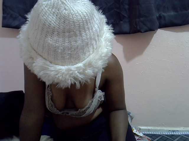 Drippyfey live cam on BongaCams