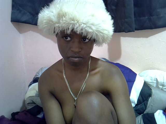 Drippyfey live cam on BongaCams