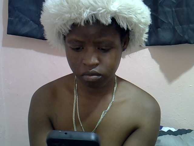 Drippyfey live cam on BongaCams